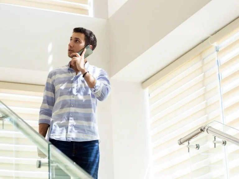 Stor Perdeleriniz İçin Parlayan Temizlik: Etkili Bakım İpuçları